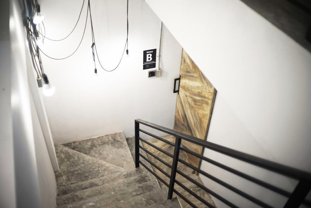 The Pause Hostel Чиангмай Экстерьер фото