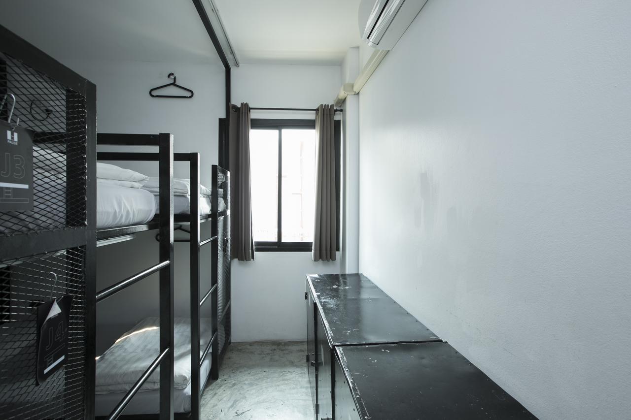 The Pause Hostel Чиангмай Экстерьер фото