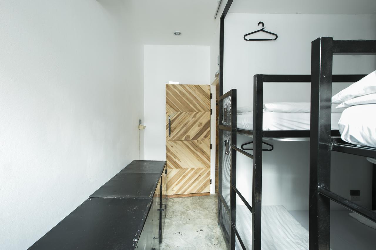 The Pause Hostel Чиангмай Экстерьер фото