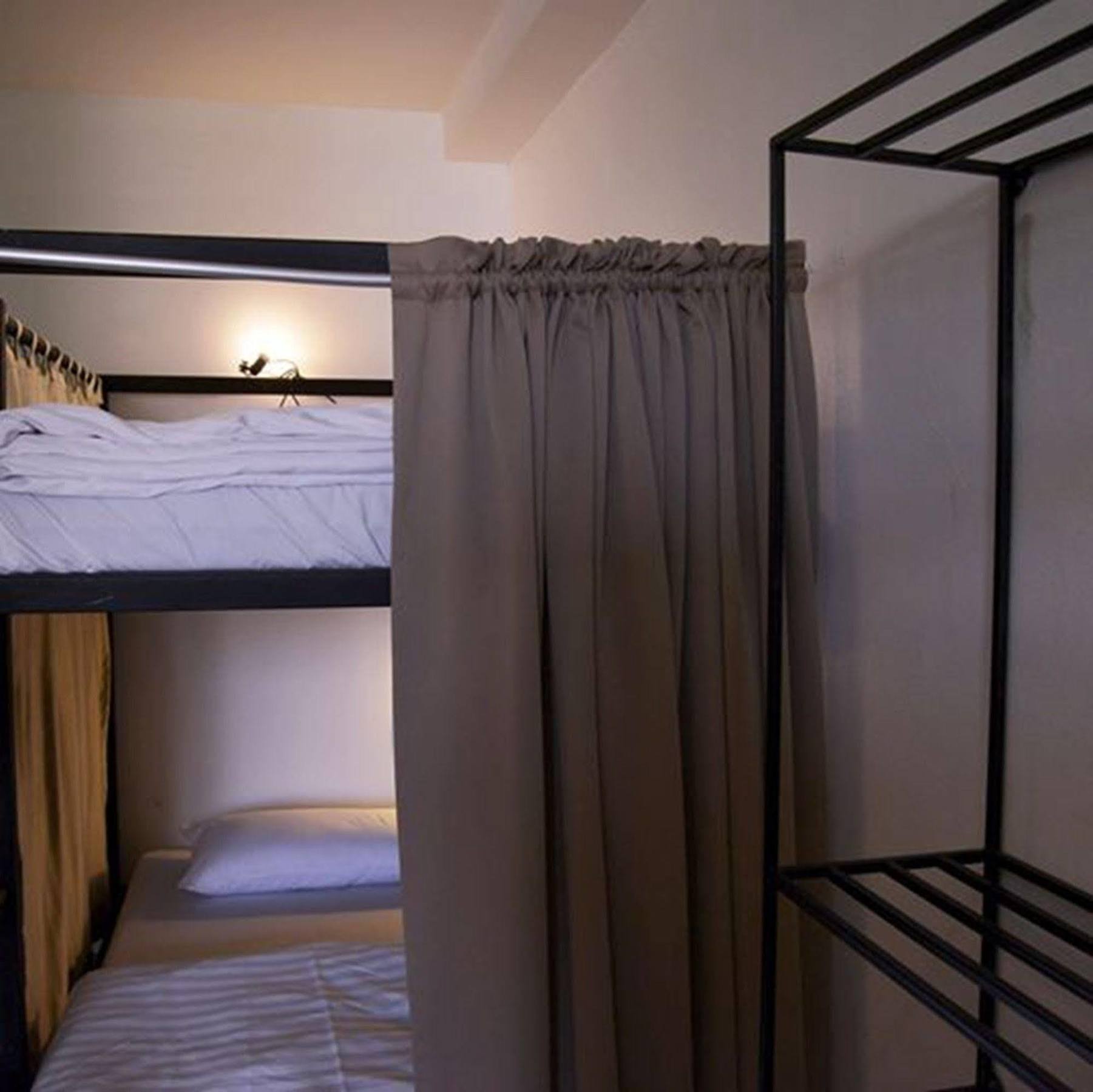 The Pause Hostel Чиангмай Экстерьер фото